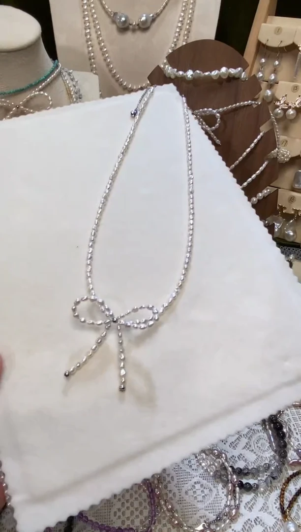 淡水珍珠钛钢颈饰蝴蝶结珍珠项链