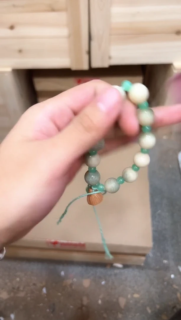 精品手串（无礼盒）@@ys942