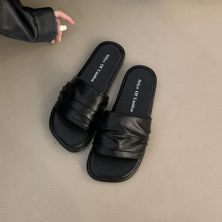 超火绝美拖鞋女夏外穿2025新款法式平底一字拖配裙子孕妇沙滩凉鞋