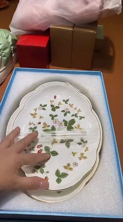 瓷片品牌 包包香水眼镜手表护肤品@@1