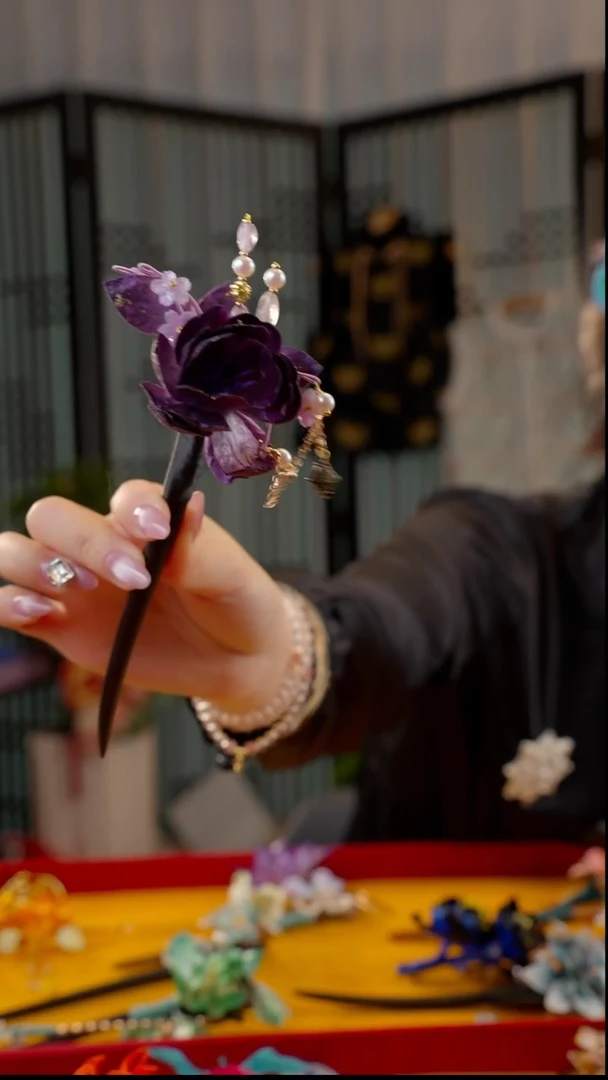 刺绣非遗苏绒花手工饰品