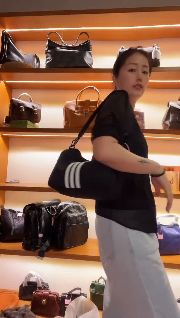 黄牛剖层皮革  高端订制时尚百搭女士手提斜跨包