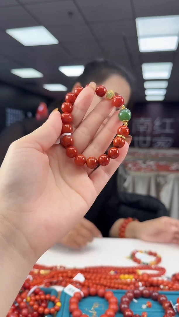 未镶嵌珠串南红玛瑙多样发其一/10/96525080699