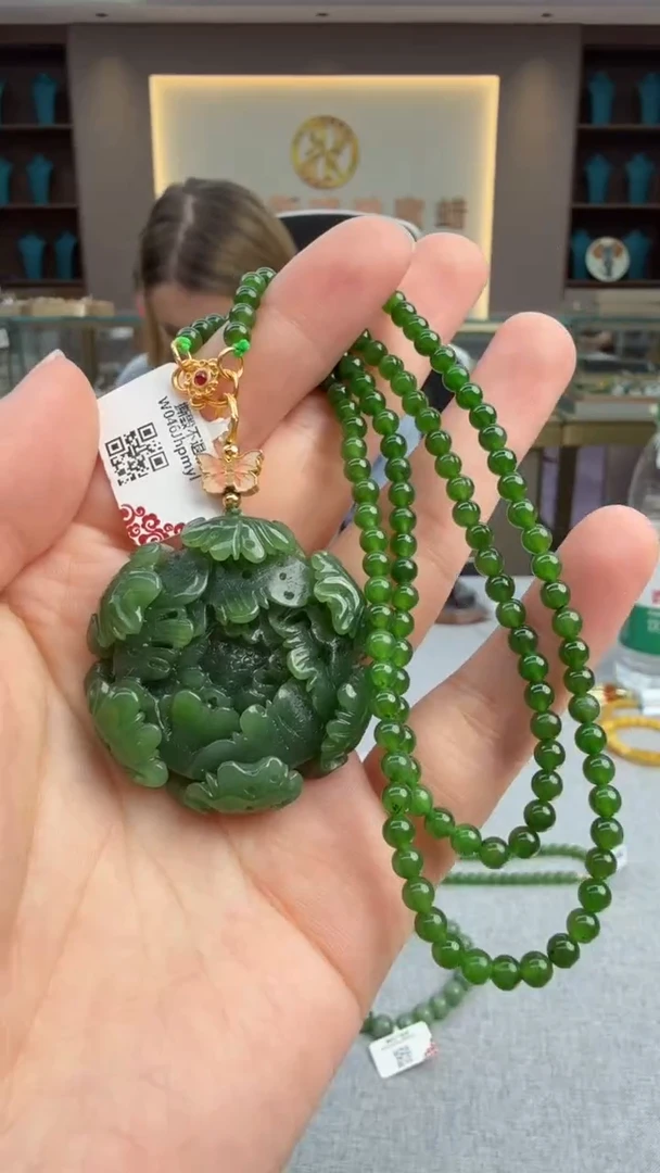 颈饰未镶嵌和田玉130秒拍号 假一罚三