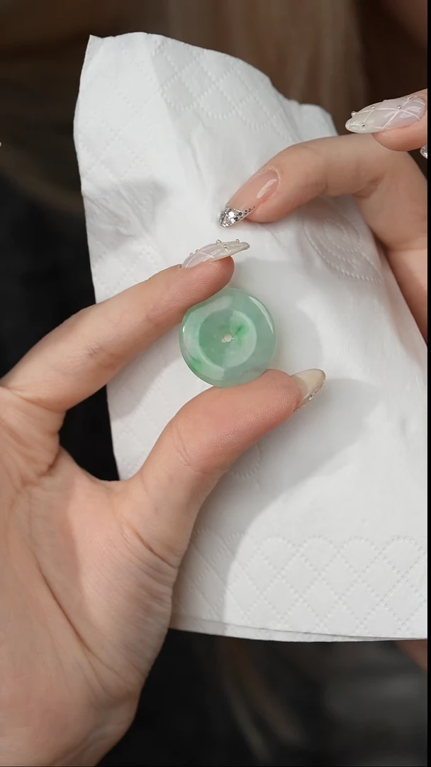 【闪购商品】翡翠吊坠(不含链)未镶嵌W07（多样性发一件）