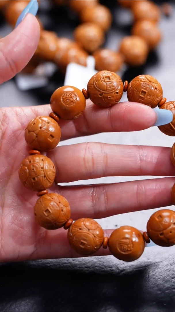 【闪购商品】橄榄核吊坠橄榄核