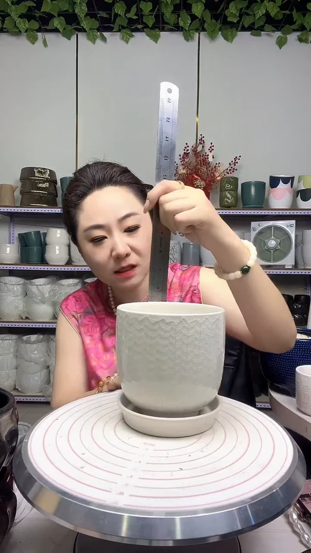 陶瓷花盆自带水孔宽高13-13.5