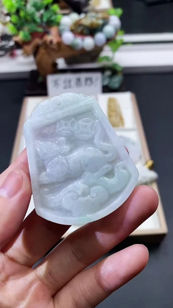 颈饰未镶嵌翡翠天然缅甸A货翡翠