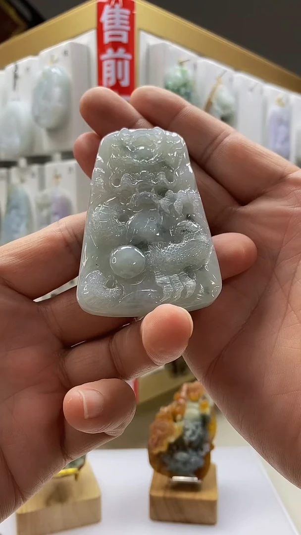 翡翠未镶嵌颈饰翡翠A货2025/6/24