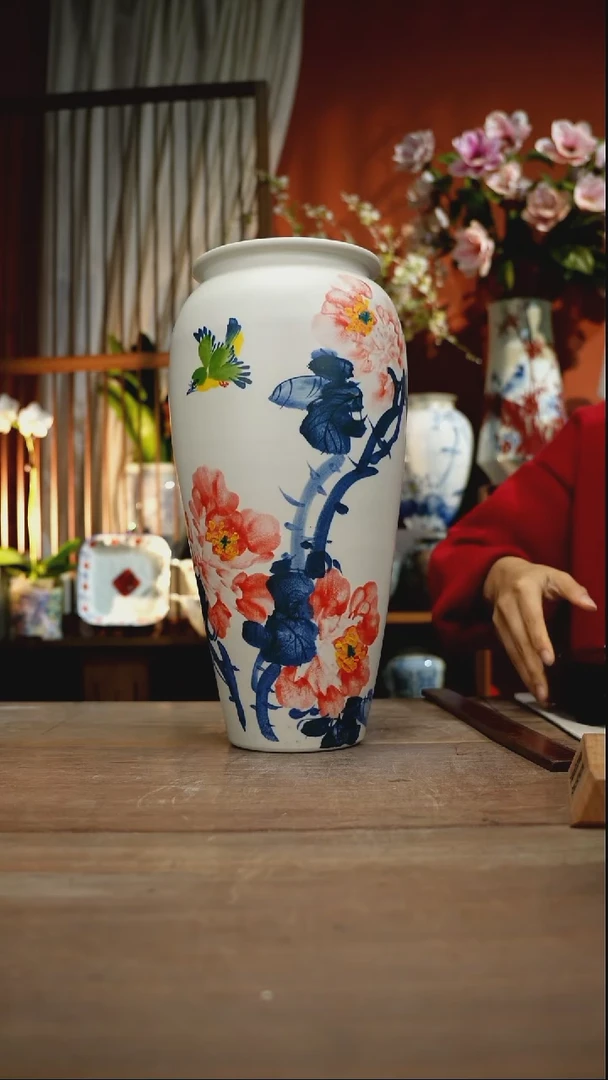 当代景德镇设计师釉下手绘陶瓷花瓶