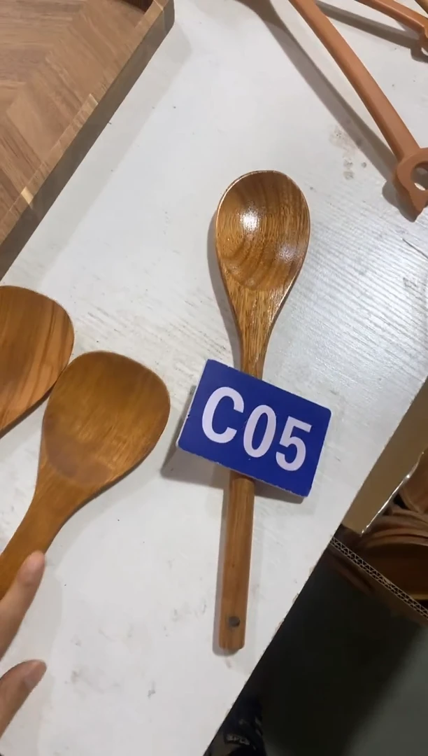 【闪购商品】木2025/2/17  C05