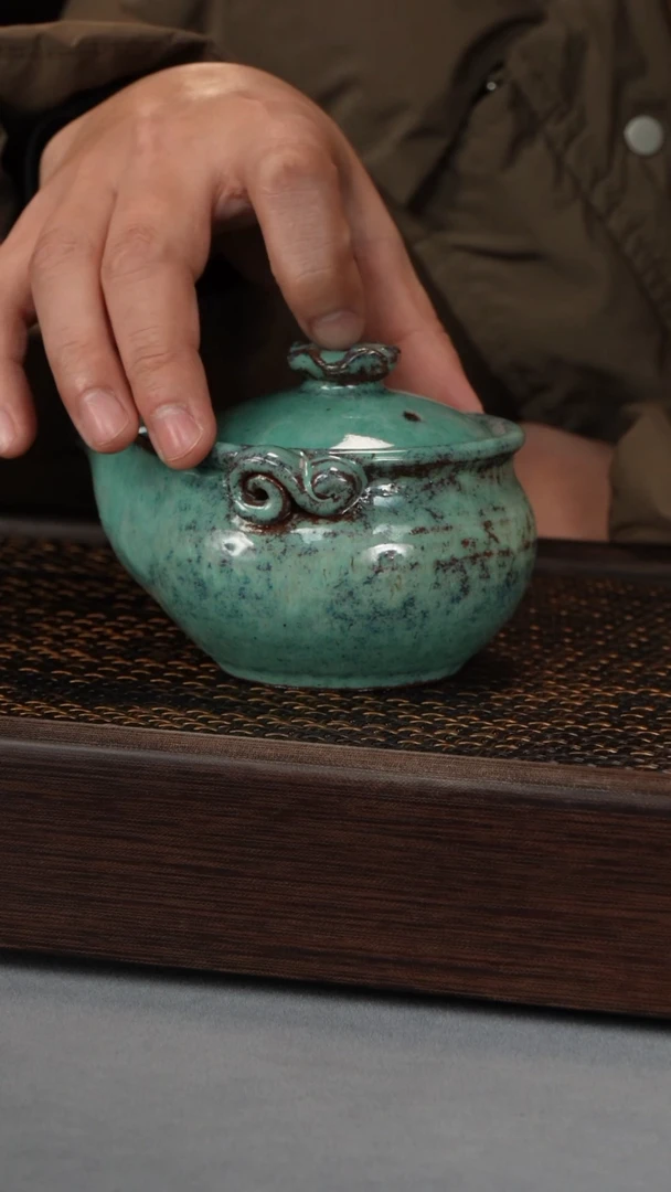 【闪购商品】宜钧釉 宝瓶（467号）