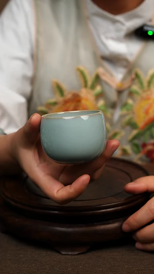 瓷片天青色全手工卧足禅定杯90ml微瑕不带礼盒