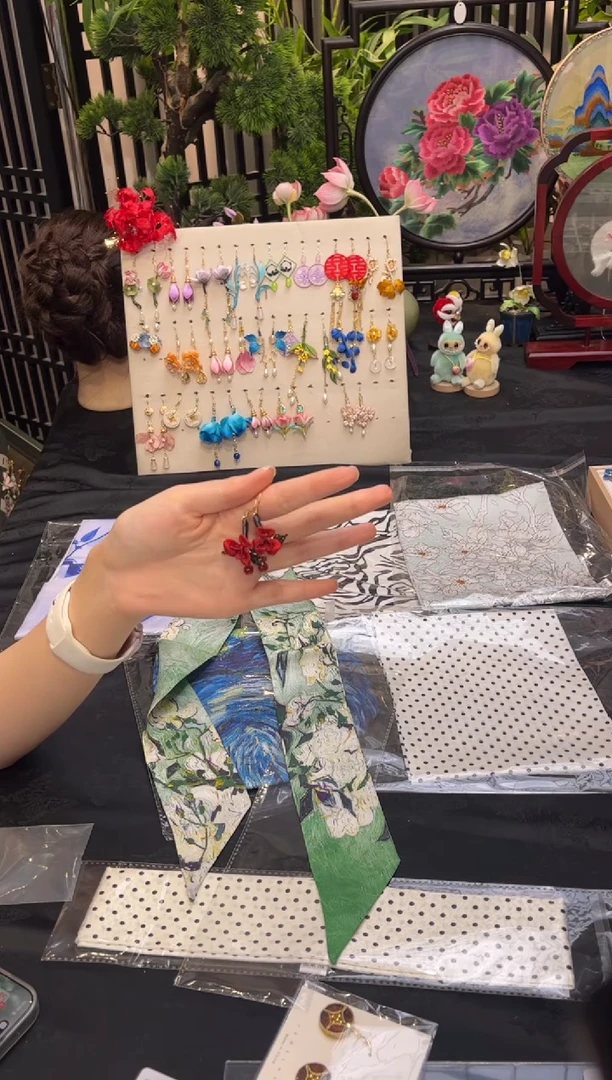 织绣紫*非遗手工苏绣饰品