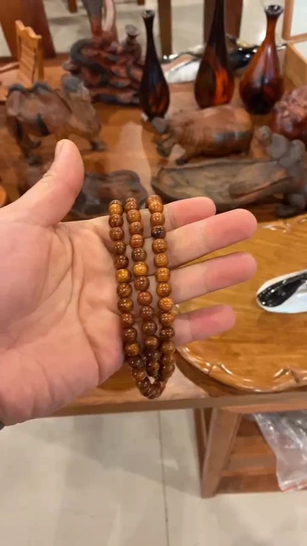 【闪购商品】木黄花梨手串108颗珠串