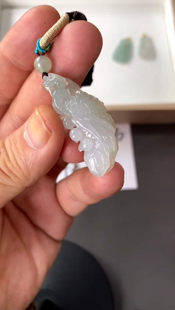 【闪购商品】翡翠颈饰未镶嵌买断价