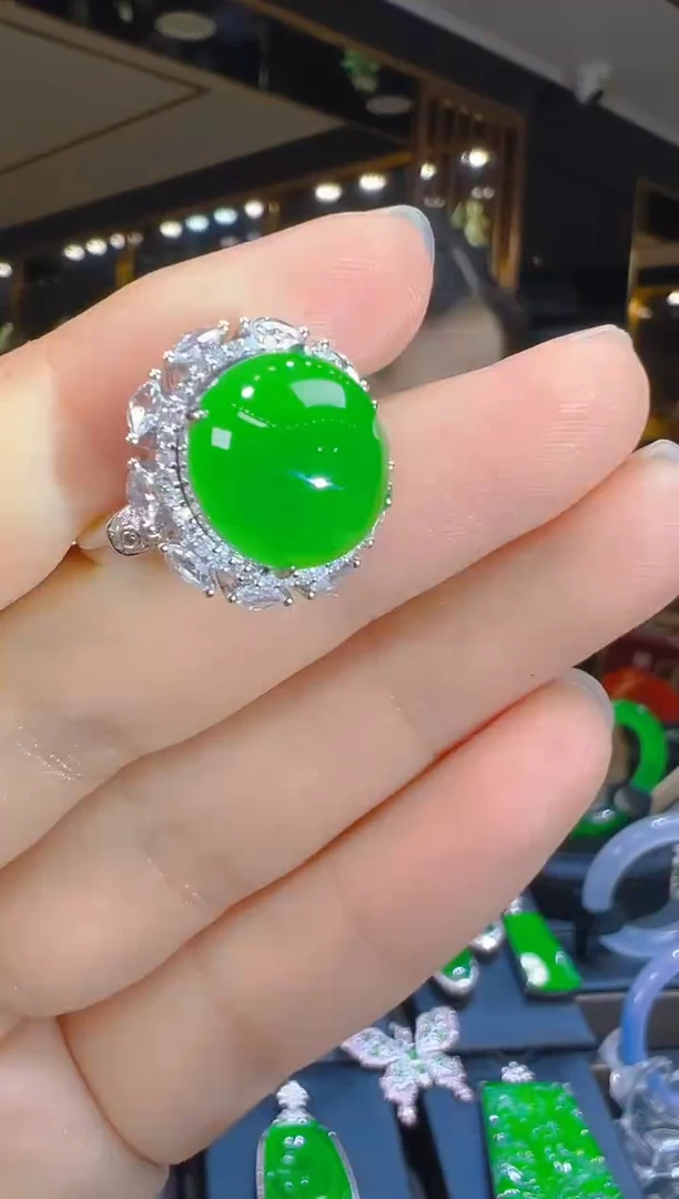 翡翠戒指18K金镶嵌241（多样性发其一）