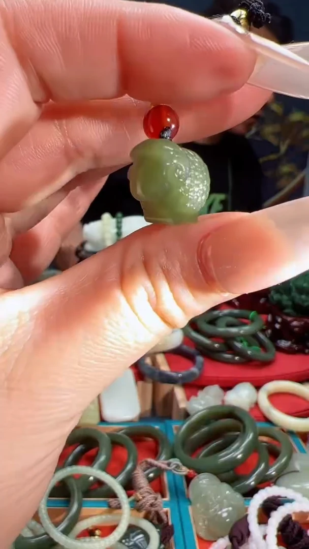 【闪购商品】和田玉吊坠未镶嵌1