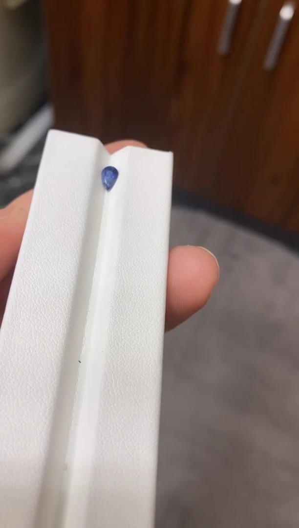 裸石蓝宝石0.47ct蓝宝石