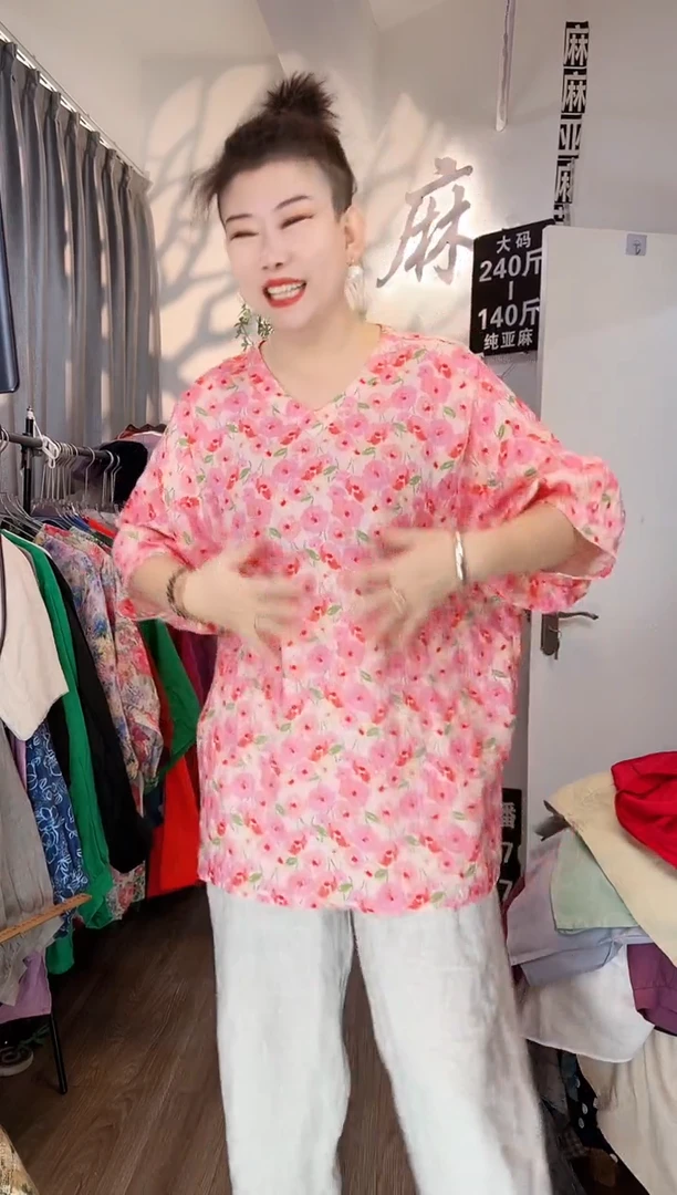 亚麻大码女装系列。