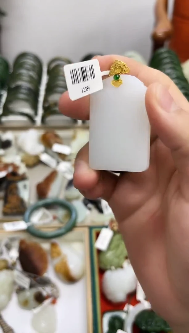 颈饰未镶嵌和田玉小艾多样性发货拍一发一