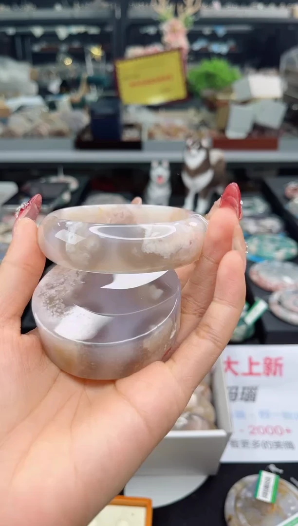 【闪购商品】石英质玉手镯未镶嵌60圈口（赠品镯心）1646598