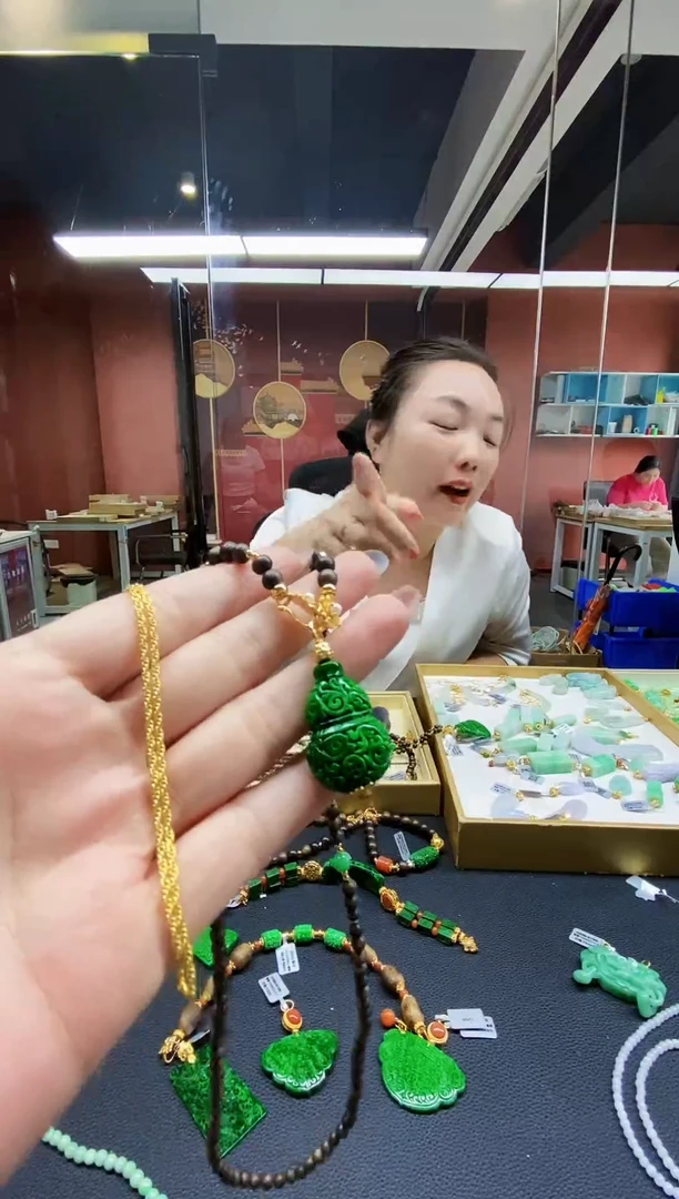 颈饰未镶嵌翡翠翡翠吊坠