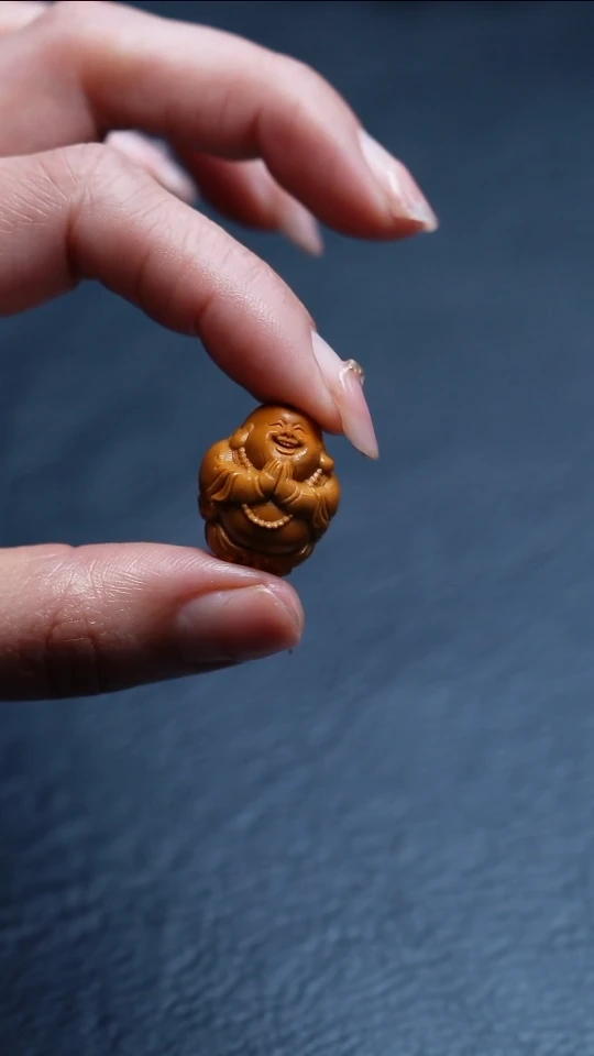 【闪购商品】橄榄核吊坠苏工橄榄核