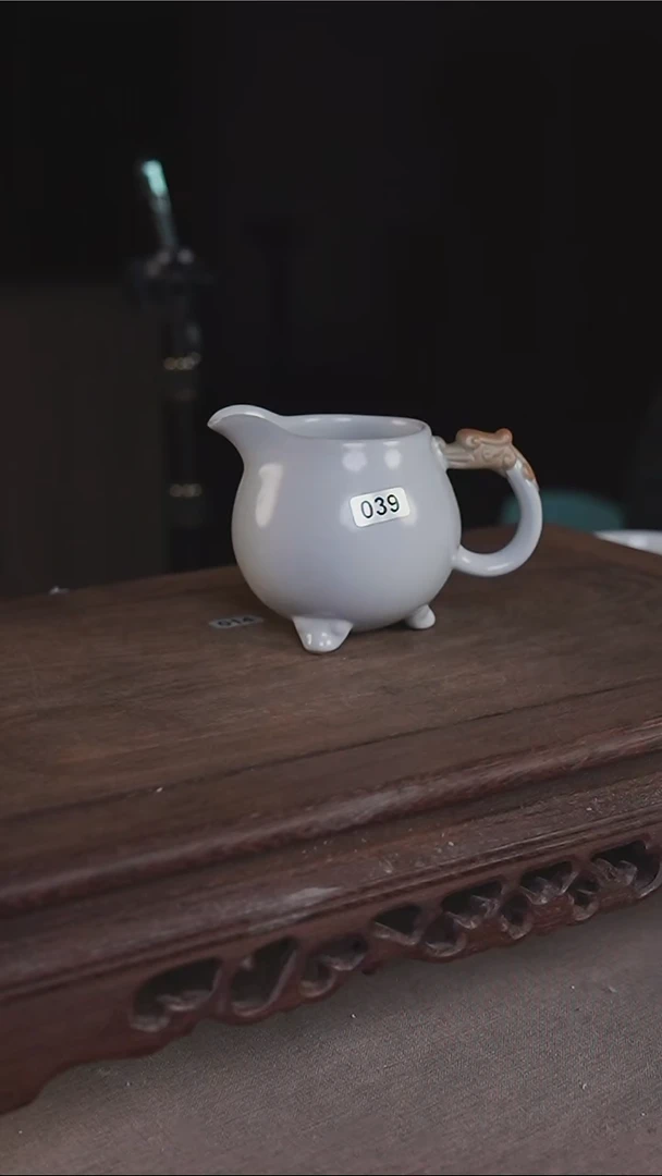 杯039号月白龙头公道杯微微不完美