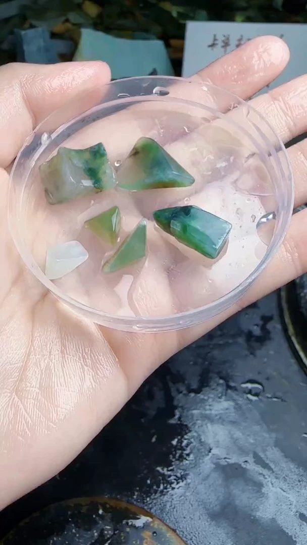 未镶嵌挂件翡翠天然翡翠097