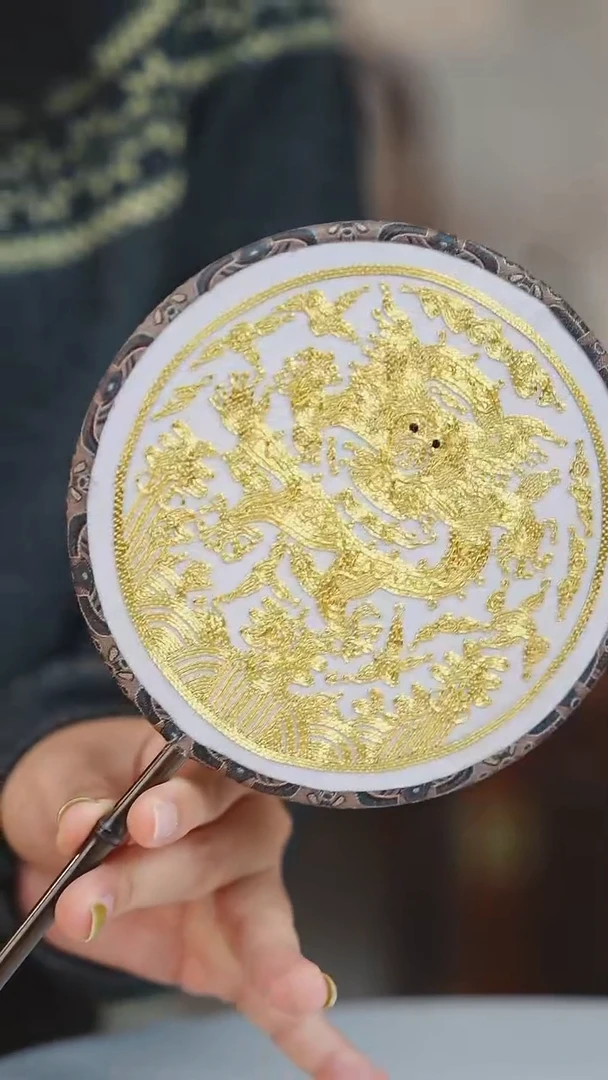 织绣姚艺术整点福利扇子