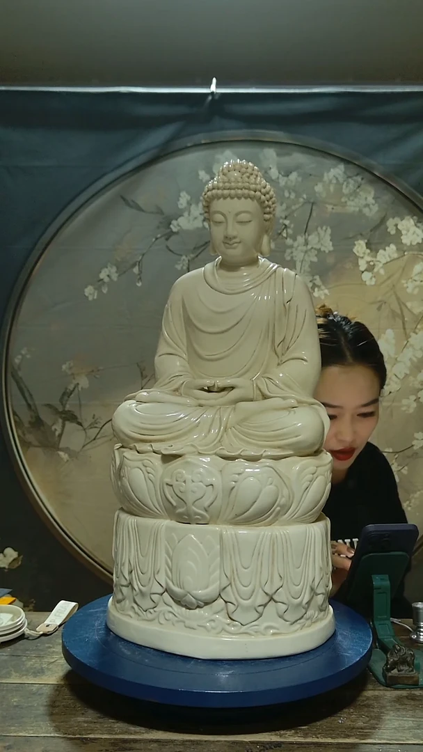 观音德化瓷佛祖造像，高62公分