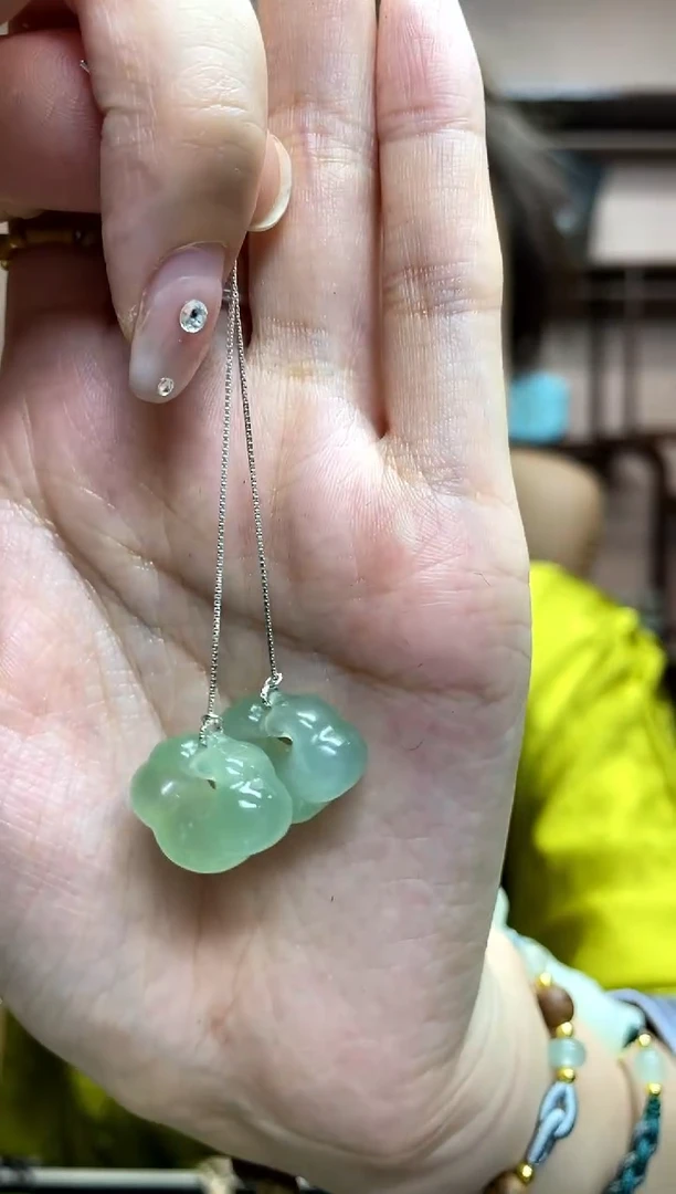 【闪购商品】岫玉银S925镶嵌耳饰·