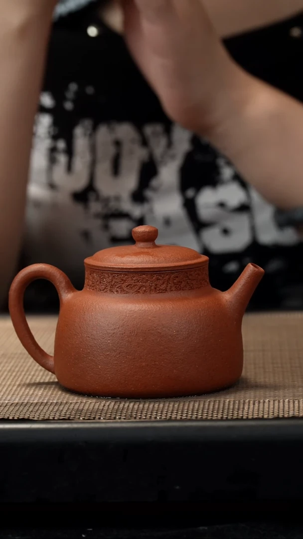 茶壶紫砂绝红降坡言心160CC/