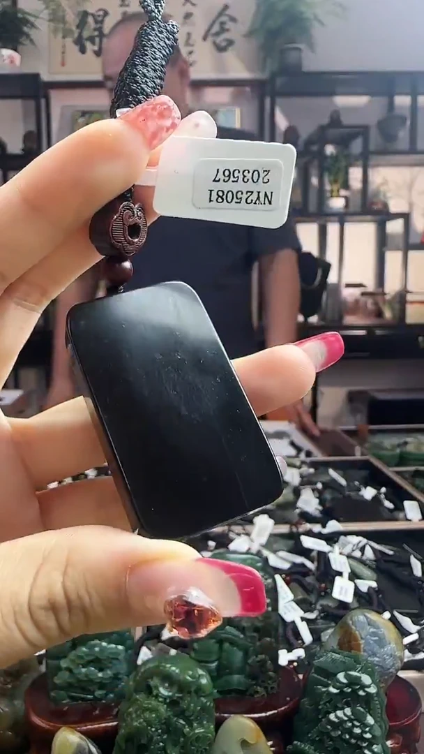 颈饰未镶嵌和田玉3567