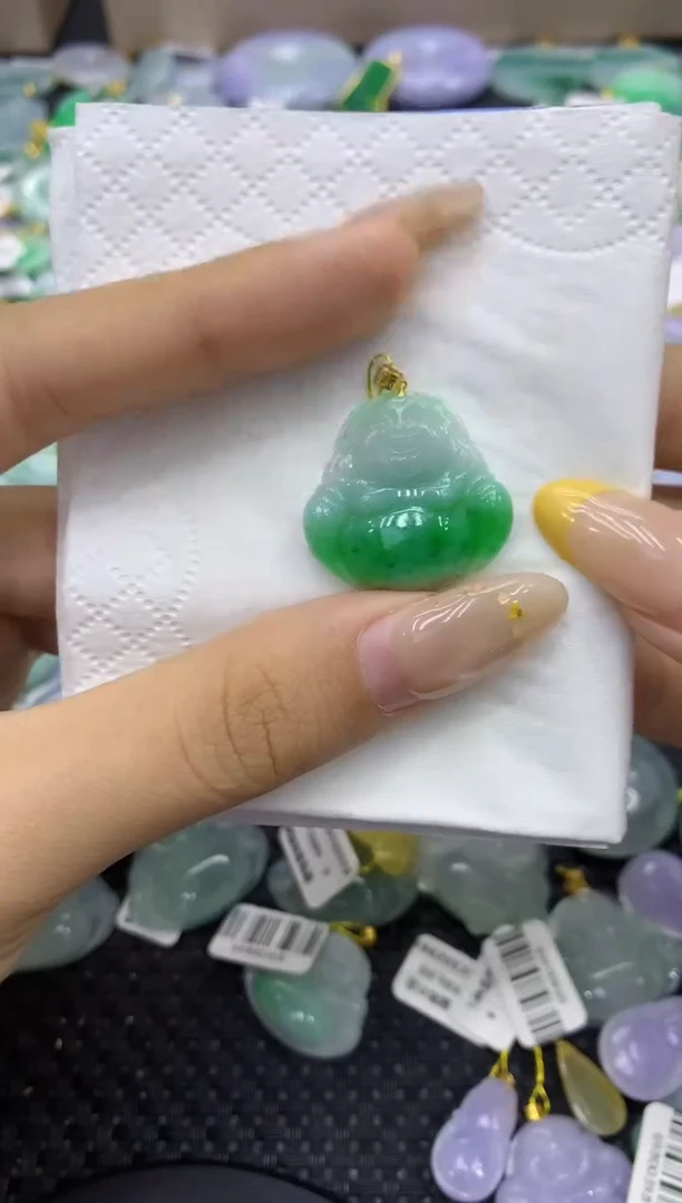 颈饰18K金镶嵌翡翠天然缅甸翡翠A货