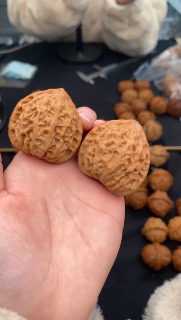 【闪购商品】文玩核桃把件金牛40-u711