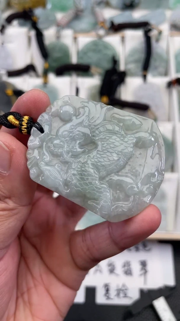 颈饰未镶嵌翡翠天然缅甸翡翠A货284