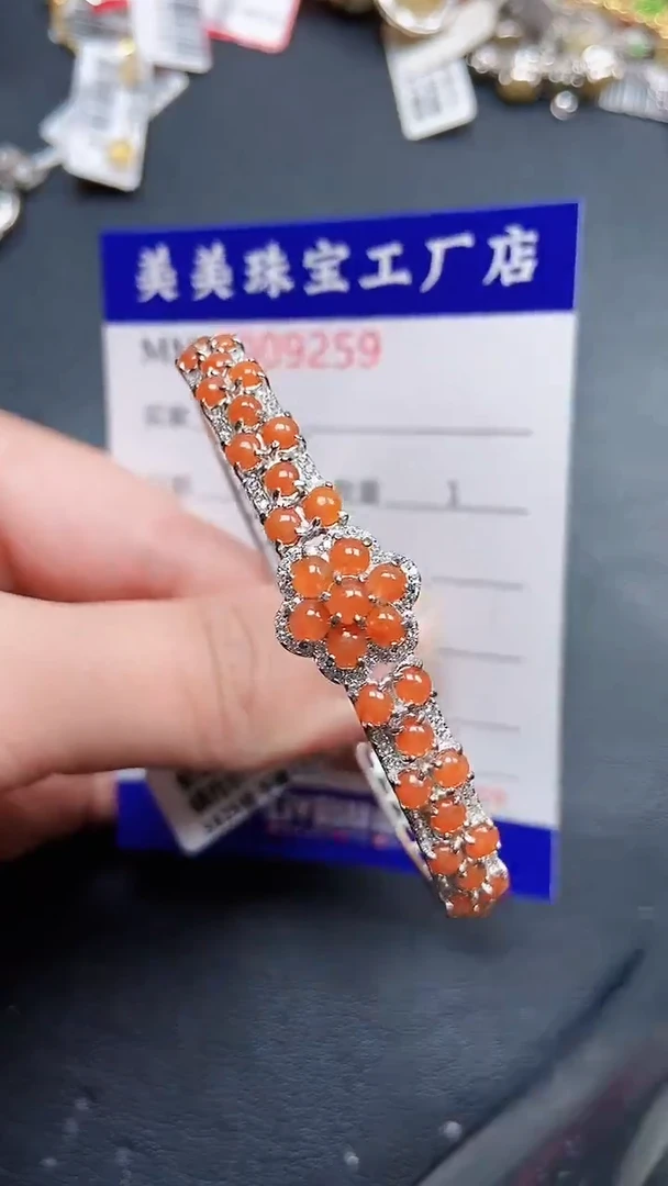 颈饰银S925镶嵌翡翠9259