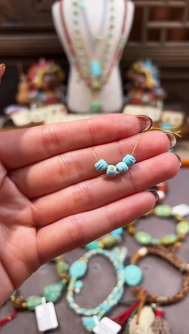 未镶嵌绿松石配饰羽毛珠