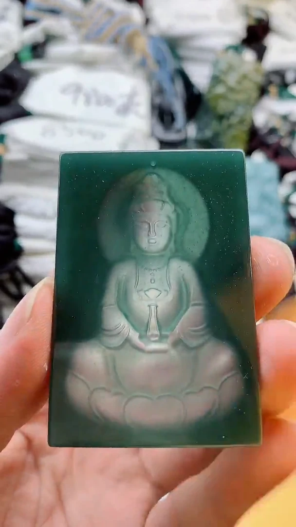 颈饰未镶嵌翡翠8