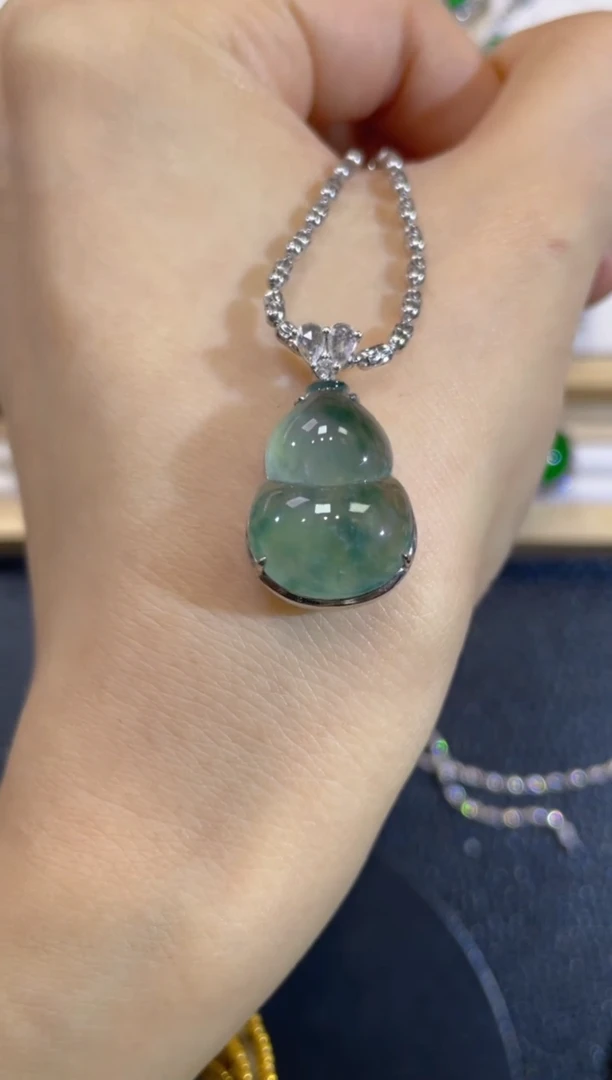 吊坠(不含链)18K金镶嵌翡翠团购5