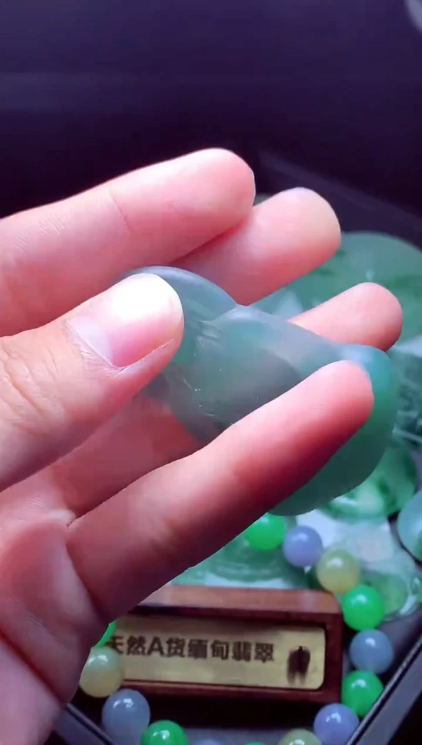 未镶嵌定制翡翠魔*?毛货翡翠定制