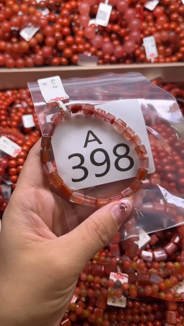南红玛瑙未镶嵌珠宝奇石A398-6