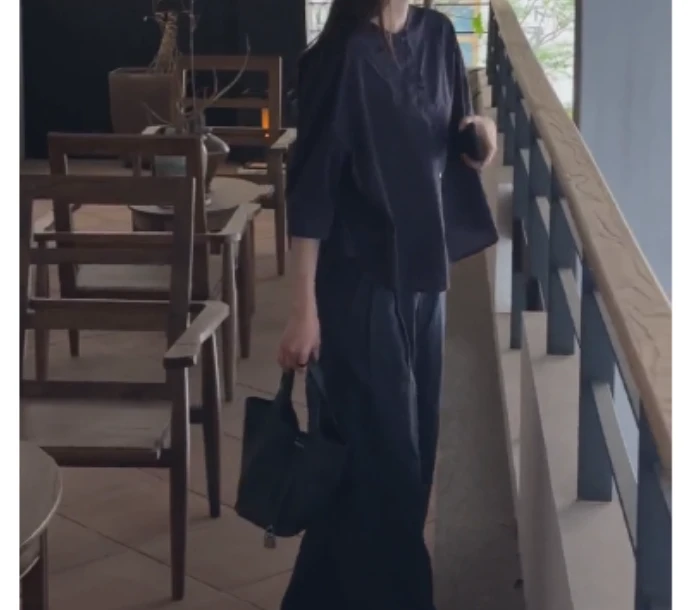 2025夏季新款网红同款洋气减龄韩版爆款上衣裤子两件套T-SV