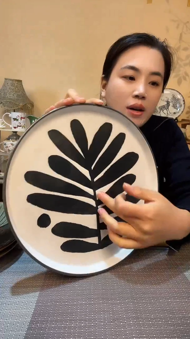 瓷片11英寸手绘盘 微瑕介意勿拍