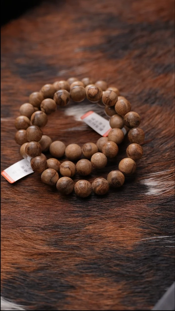 沉香手串卓+CG6110文莱黑棋天然野多样性发一