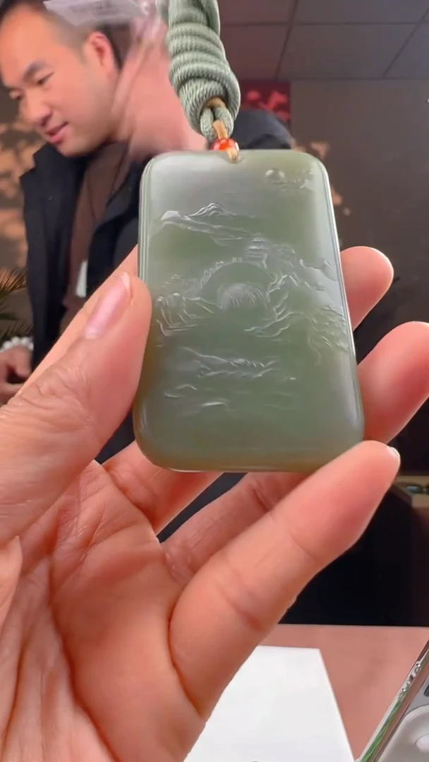 颈饰未镶嵌和田玉a65