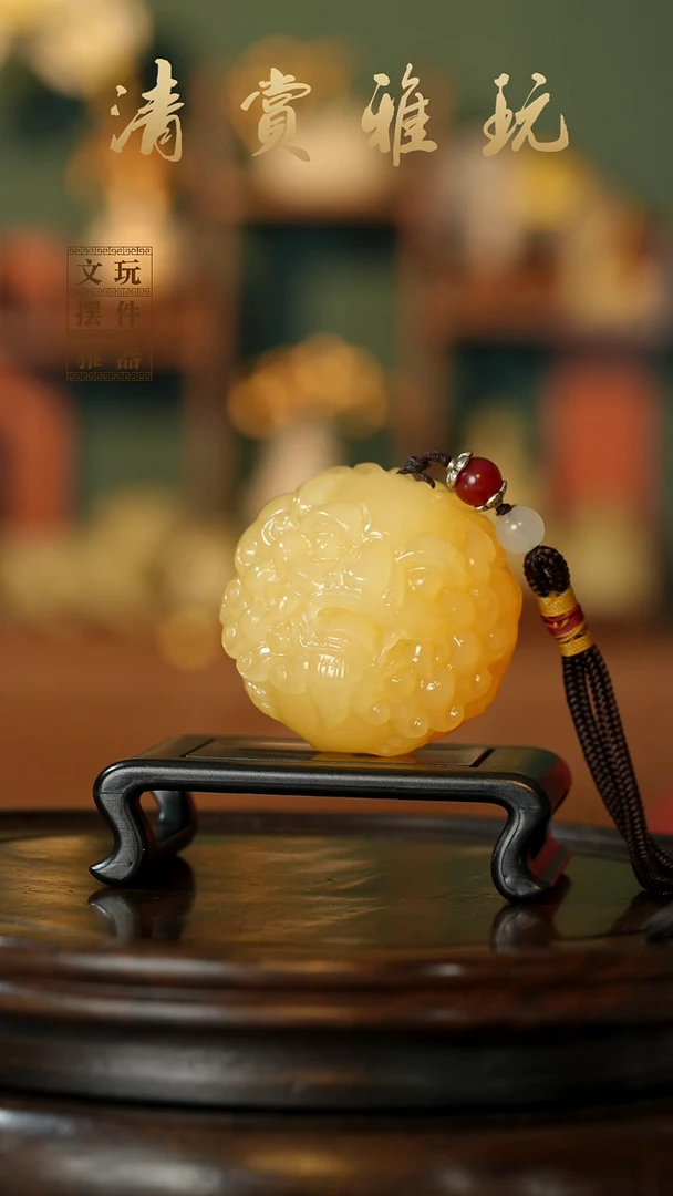 玉《醒狮貔貅》手把件摆件