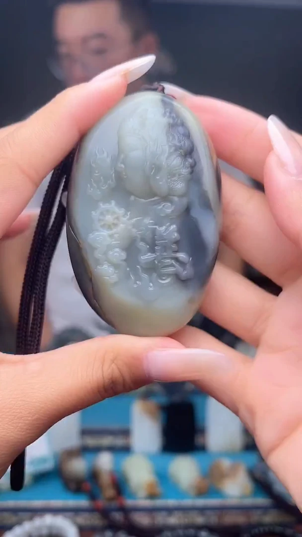 未镶嵌和田玉挂件1